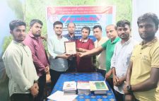 শান্তিগঞ্জ প্রেসক্লাবে সংবর্ধিত আবদুল কাদির জীবন