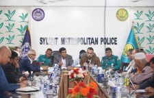 পতিত স্বৈরাচারের দোসর, সন্ত্রাসী ও অপরাধীদের গ্রেফতার করা হবে” -পুলিশ কমিশনার