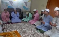 সমাজ সেবক আলহাজ্ব বশির আহমদ সাহেবের মাতার মৃত্যুবার্ষিকীতে দোয়া মাহফিল অনুষ্ঠিত