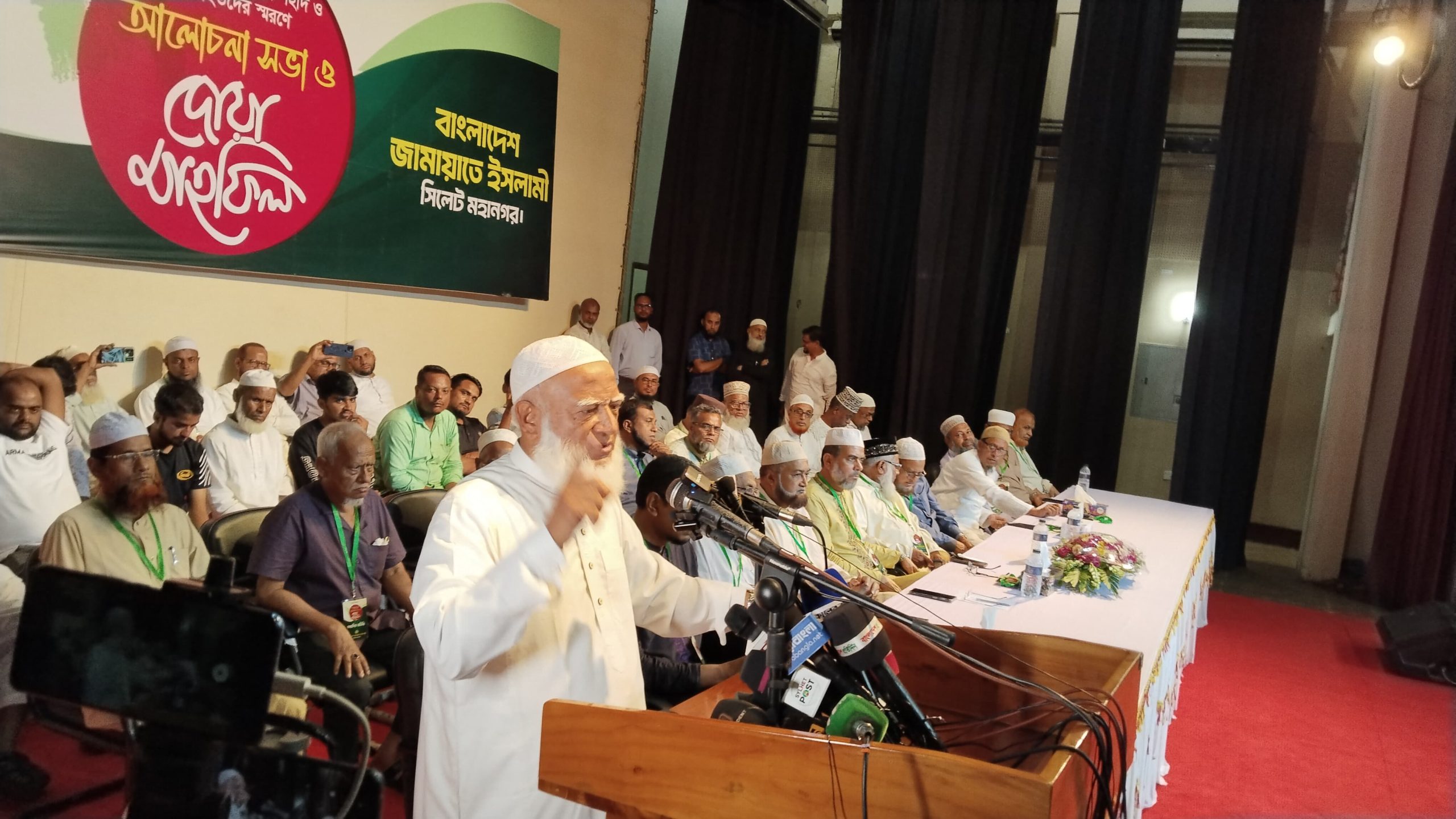 জুলাই অভ্যুত্থানে আহতদের চিকিৎসা সেবা দিতে সরকার ব্যর্থ হয়েছে ‘ -ডা: শফিকুর রহমান