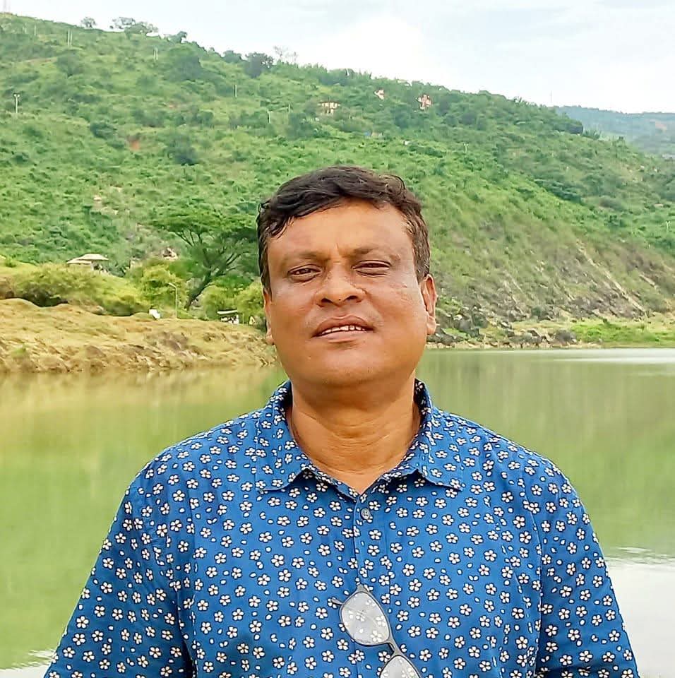 আলো ছড়ানো একটি নক্ষত্রের পতন  – মুহিত চৌধুরী