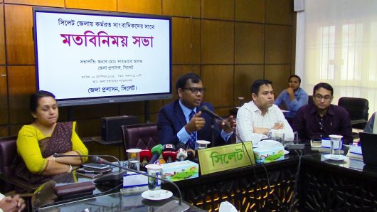 কিনব্রিজে হকার বসতে দেবো না, মোটর সাইকেলও উঠতে দেবো না:জেলা প্রশাসক মো. সারওয়ার আলম