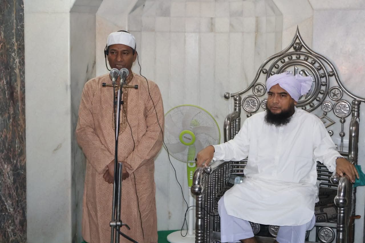 সিলেট মেট্রোপলিটন পুলিশ কমিশনার  জুম্মার নামাজ আদায় করে GenieA App ও অন্যান্য বিষয় সম্পর্কে বক্তব্য প্রদান করেন