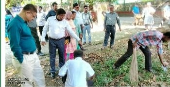 ডেংগু প্রতিরোধে সিলেট সিভিল সার্জন কার্যালয়ে পরিষ্কার-পরিচ্ছন্নতা অভিযান