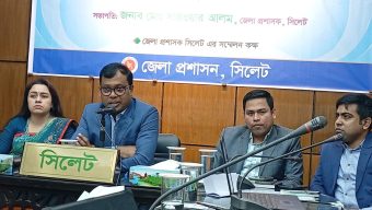 দুর্যোগ প্রতিরোধে সকলকে সচেতন হতে হবে -ডিসি সারওয়ার