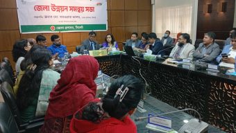 মাতৃভাষার মর্যাদাকে নতুন প্রজন্মের কাছে তুলে ধরতে হবে’-জেলা প্রশাসক