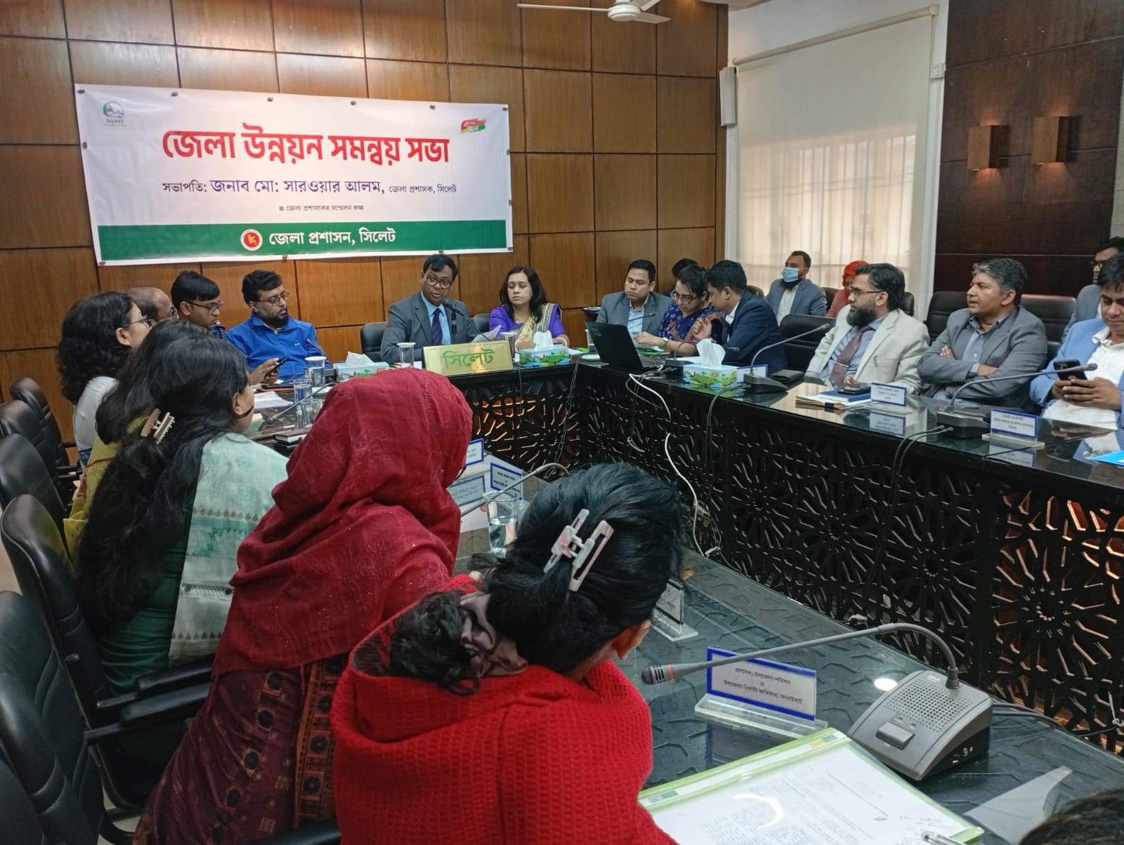 মাতৃভাষার মর্যাদাকে নতুন প্রজন্মের কাছে তুলে ধরতে হবে’-জেলা প্রশাসক