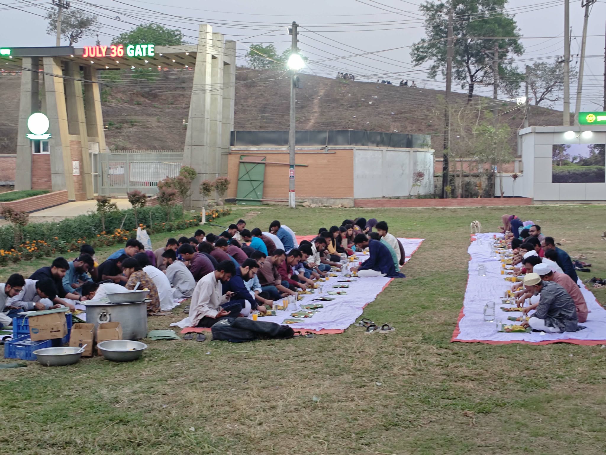 সিলেট কৃষি বিশ্ববিদ্যালয় পরিবেশ ক্লাবের  অভিনব উদ্যোগ “কলাপাতায় ইফতার ২০২৬”